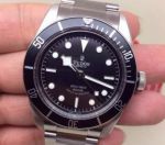 Replica Tudor Geneve Heritage black Bay Black dial / black bezel - Automatic